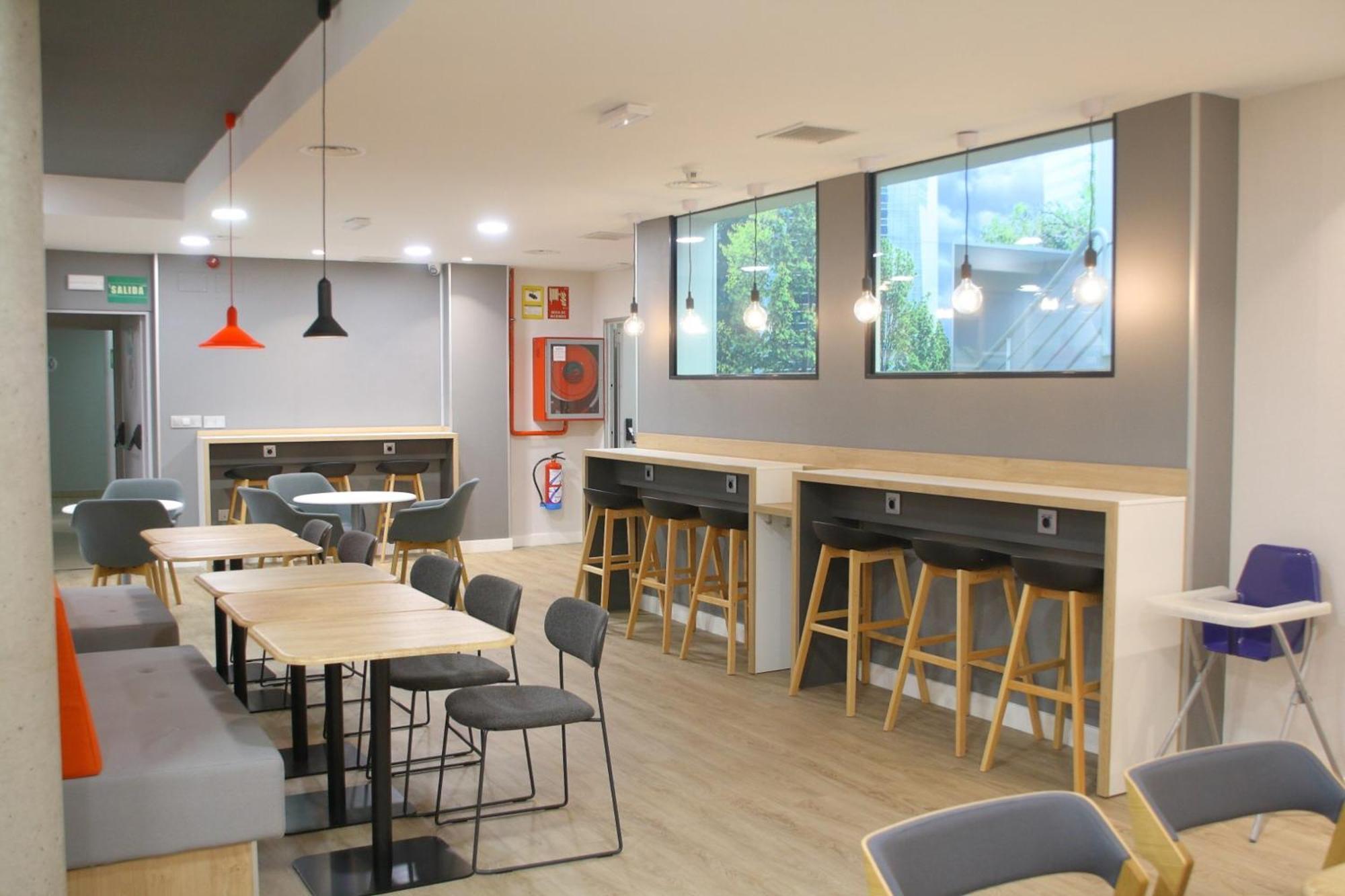 Holiday Inn Express San Sebastian De Los Reyes By Ihg Ngoại thất bức ảnh