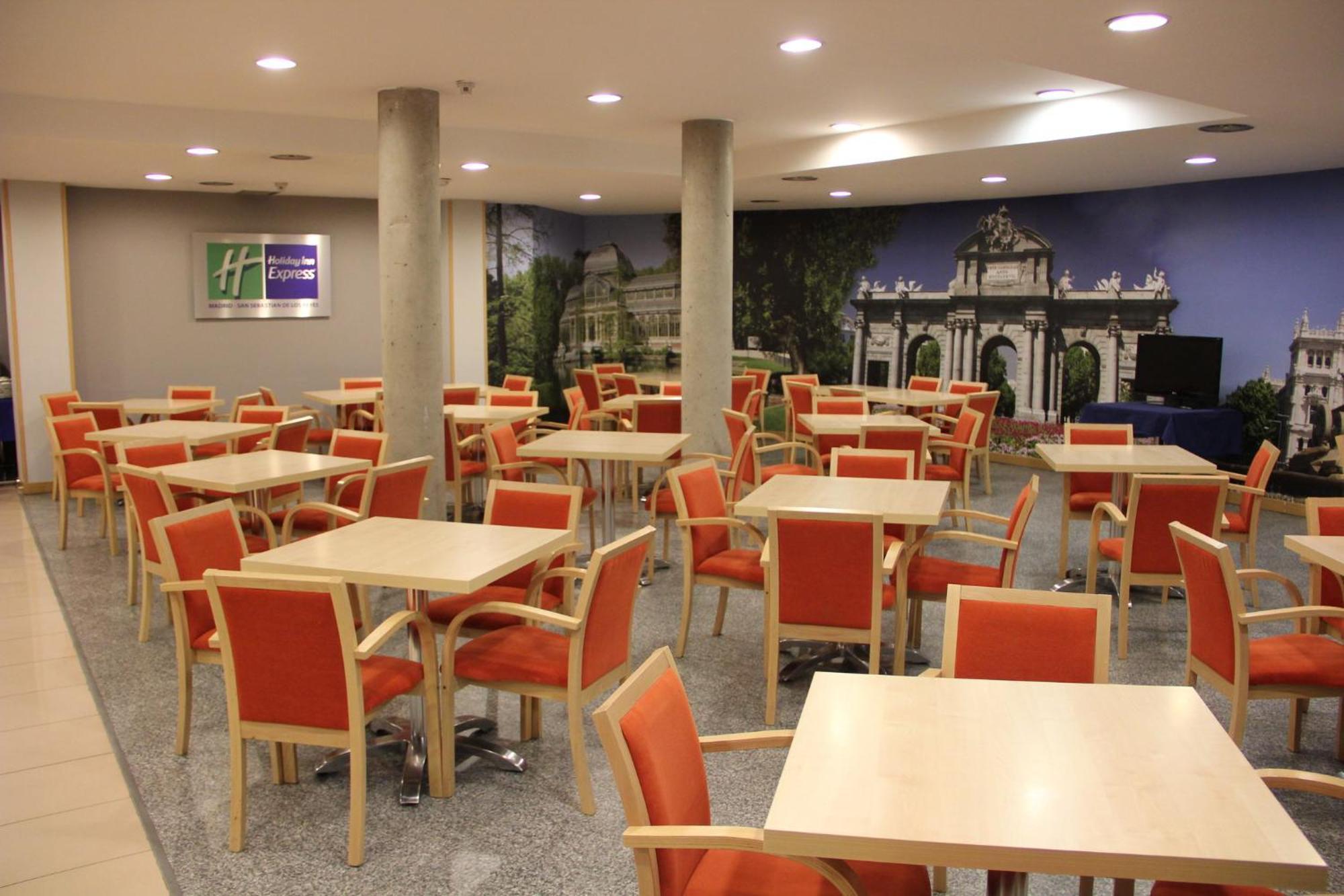 Holiday Inn Express San Sebastian De Los Reyes By Ihg Ngoại thất bức ảnh