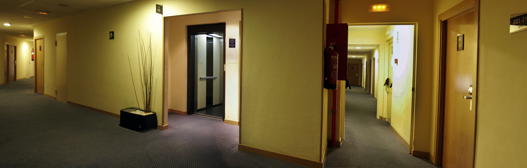 Holiday Inn Express San Sebastian De Los Reyes By Ihg Ngoại thất bức ảnh